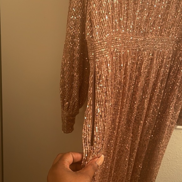 Sequin Jumpsuit - Picture 6 of 7